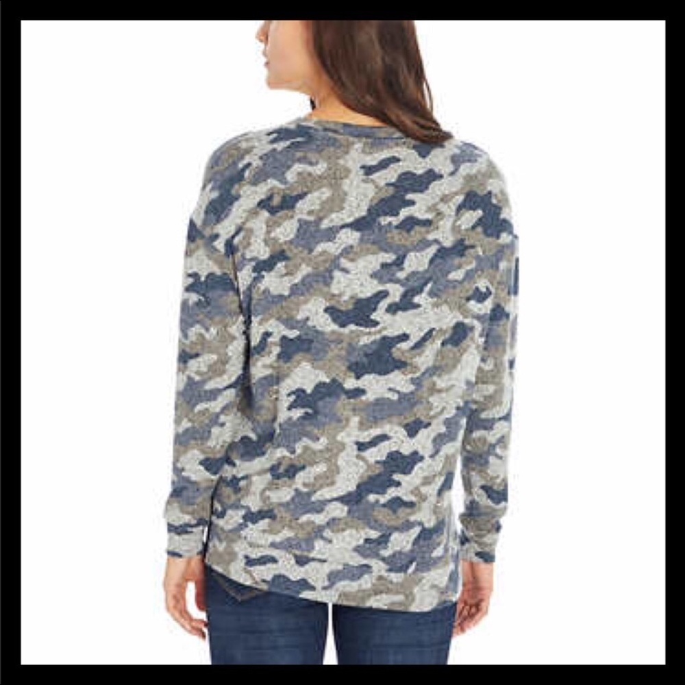 THREE DOTS Cozy Crewneck Tunic
Camouflage - Picture 8 of 10